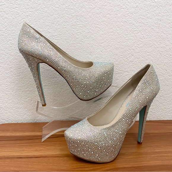 Betsey Johnson Blue WISH Crystals Champagne Platform Wedding Stilettos Size 8.5 - Picture 4 of 16